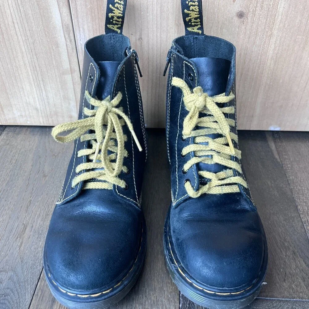 Dr. Martens Kids 1460 Pascal J Combat Boots Black Leather Size 3 EU34